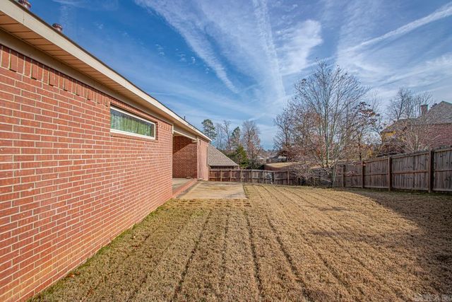9 Mountain Ridge Cove, Maumelle, AR 72113