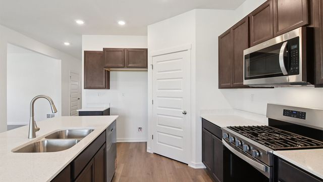 2572 Skye Drive, Pingree Grove, IL 60140