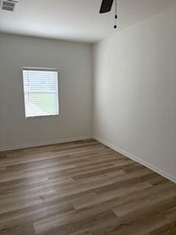 219 County Line Road, Willis, TX 77378