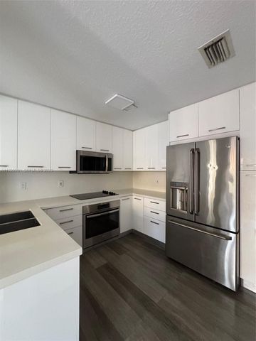 11411 NW 60th St 286, Doral, FL 33178