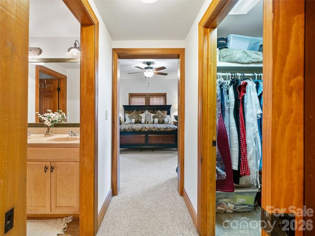 81 Creekside Way F-101, Burnsville, NC 28714