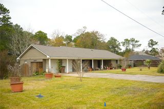 2117 Pecan Street, Dickinson, TX 77539