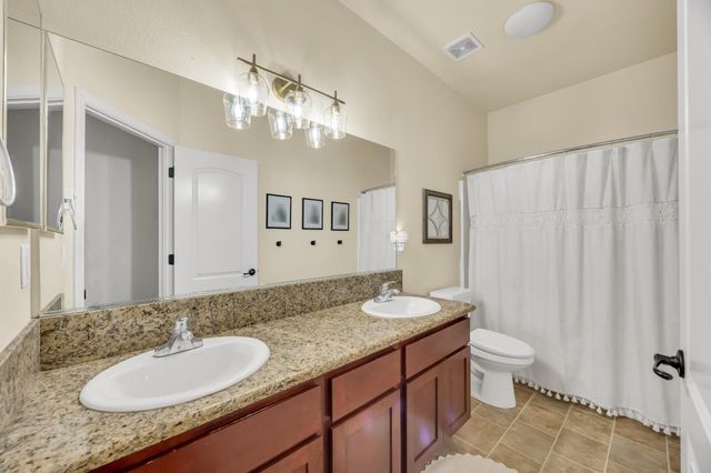 1407 Sundance Dr, Plumas Lake, CA 95961