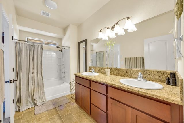1407 Sundance Dr, Plumas Lake, CA 95961