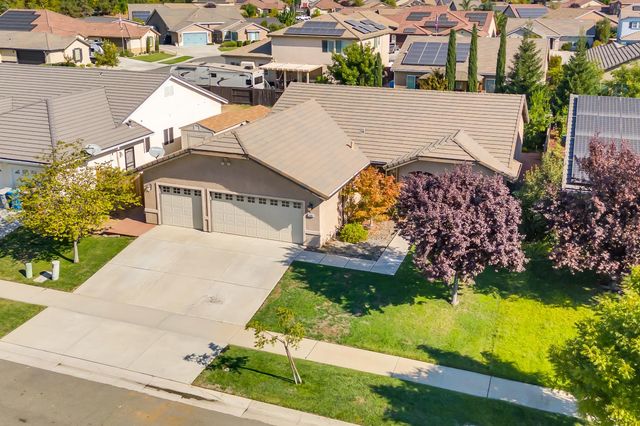1407 Sundance Dr, Plumas Lake, CA 95961