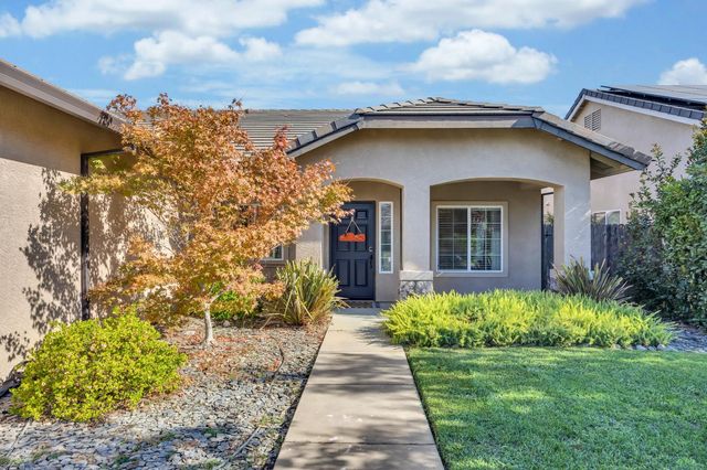 1407 Sundance Dr, Plumas Lake, CA 95961
