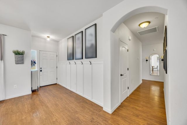 1407 Sundance Dr, Plumas Lake, CA 95961