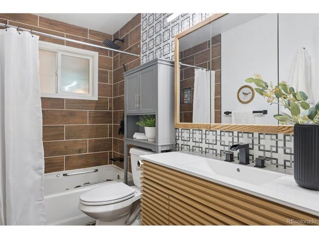 7255 Mariposa St, Denver, CO 80221