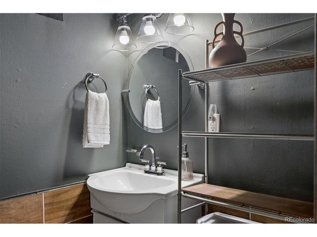 7255 Mariposa St, Denver, CO 80221