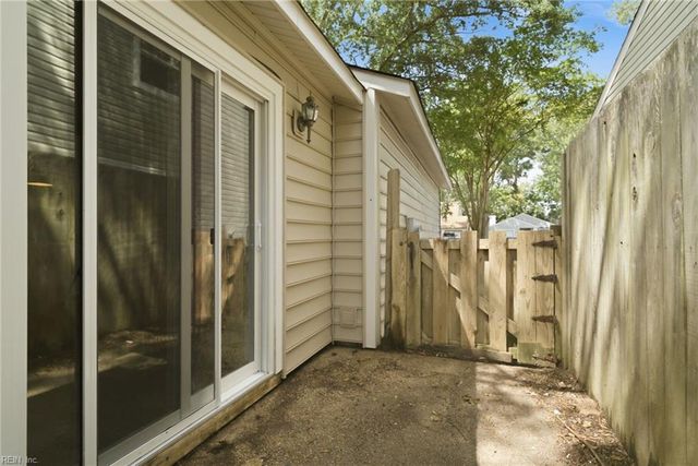 3917 Adonis CT, Virginia Beach, VA 23456