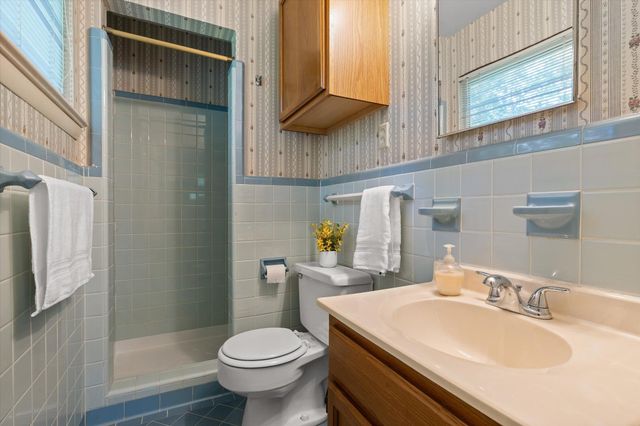797 Cherokee Lane, Signal Mountain, TN 37377