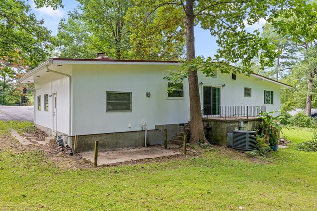 797 Cherokee Lane, Signal Mountain, TN 37377