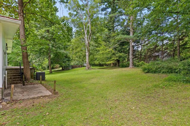 797 Cherokee Lane, Signal Mountain, TN 37377