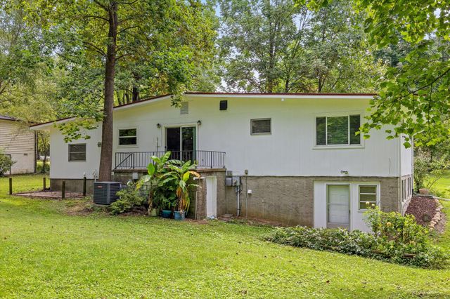 797 Cherokee Lane, Signal Mountain, TN 37377