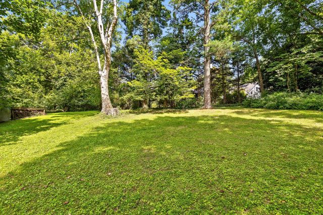 797 Cherokee Lane, Signal Mountain, TN 37377