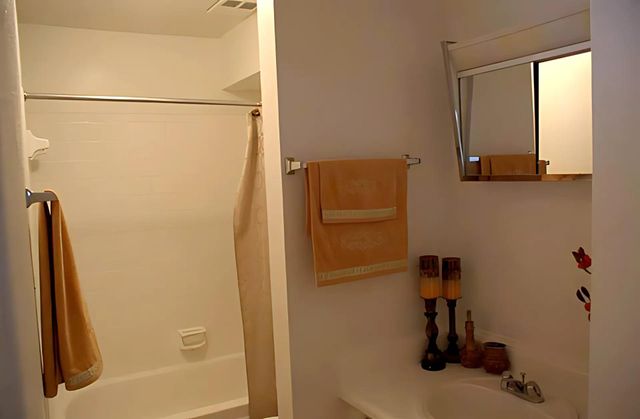 6311 Beverlyhill Street 121, Houston, TX 77057