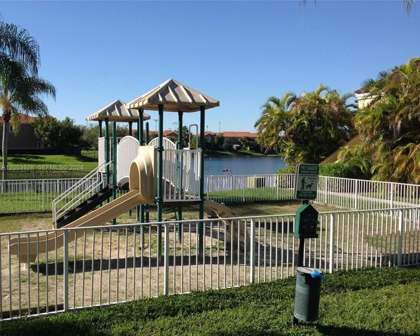 8500 SW 212th St 207, Cutler Bay, FL 33189