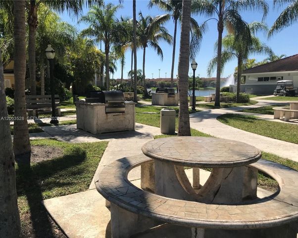 8500 SW 212th St 207, Cutler Bay, FL 33189