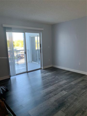 8500 SW 212th St 207, Cutler Bay, FL 33189