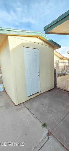 11137 WHARF COVE Drive, El Paso, TX 79936