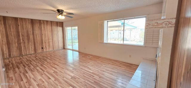 11137 WHARF COVE Drive, El Paso, TX 79936