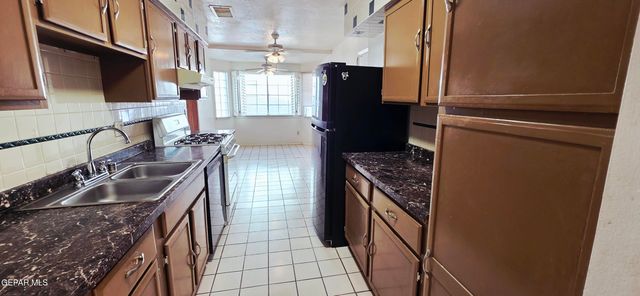 11137 WHARF COVE Drive, El Paso, TX 79936