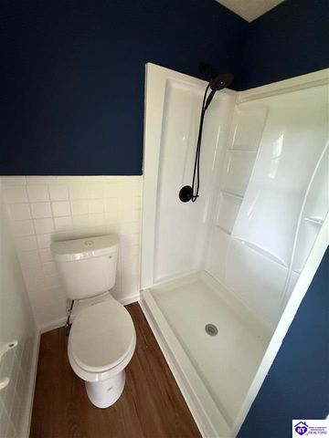 385 Sycamore Drive, Radcliff, KY 40160