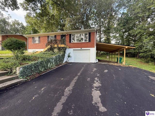 385 Sycamore Drive, Radcliff, KY 40160