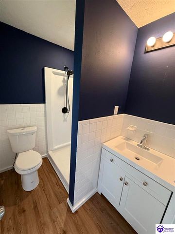 385 Sycamore Drive, Radcliff, KY 40160