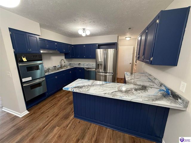 385 Sycamore Drive, Radcliff, KY 40160