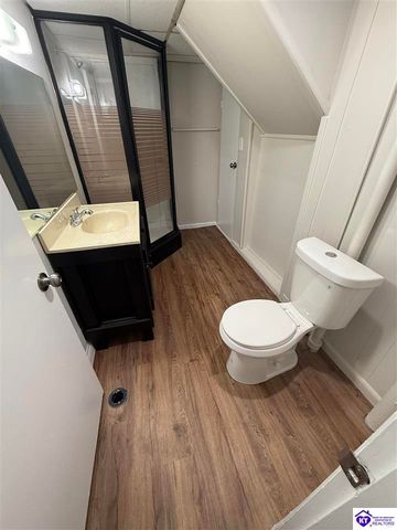 385 Sycamore Drive, Radcliff, KY 40160