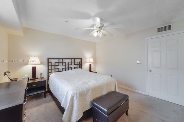 2811 NE 185th Street 801, Aventura, FL 33180