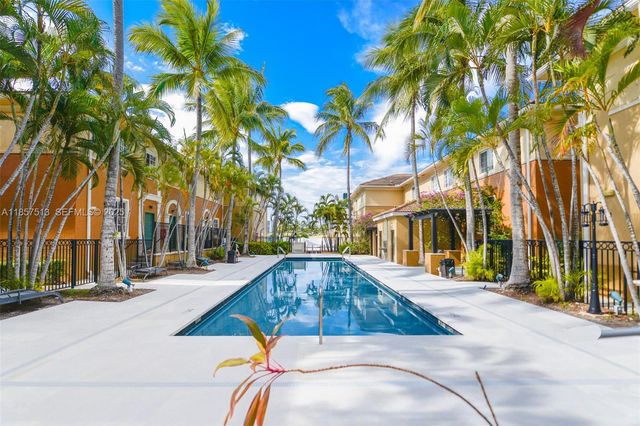 2811 NE 185th Street 801, Aventura, FL 33180
