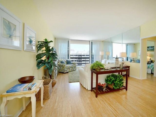 4001 Gulf Shore BLVD N PH-4, Naples, FL 34103