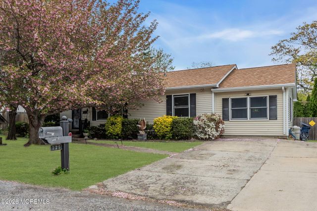 325 Spar Avenue, Beachwood, NJ 08722