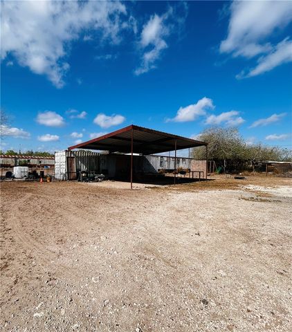 127 county road 3201, Alice, TX 78332