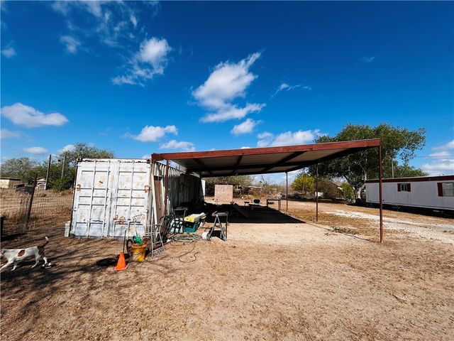 127 county road 3201, Alice, TX 78332
