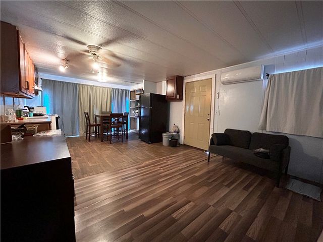 127 county road 3201, Alice, TX 78332