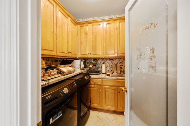 1909 Dr Robinson Rd, Spring Hill, TN 37174