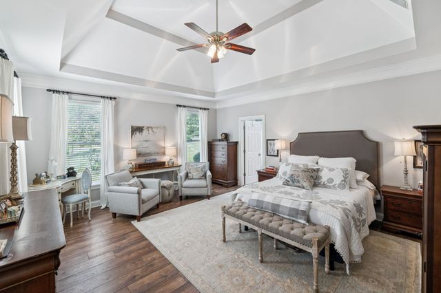 1909 Dr Robinson Rd, Spring Hill, TN 37174