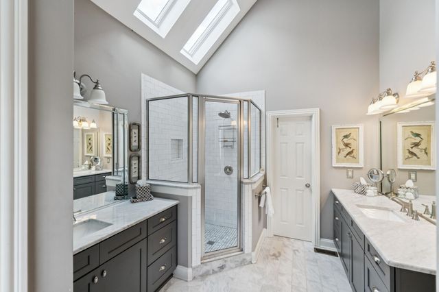 1909 Dr Robinson Rd, Spring Hill, TN 37174