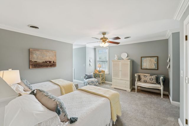 1909 Dr Robinson Rd, Spring Hill, TN 37174