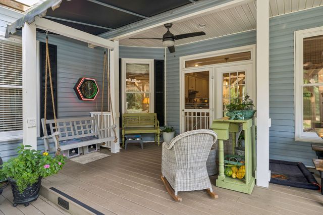 1909 Dr Robinson Rd, Spring Hill, TN 37174