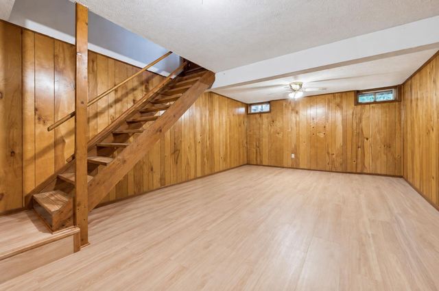 493 Foxtrail Circle E, Westerville, OH 43081