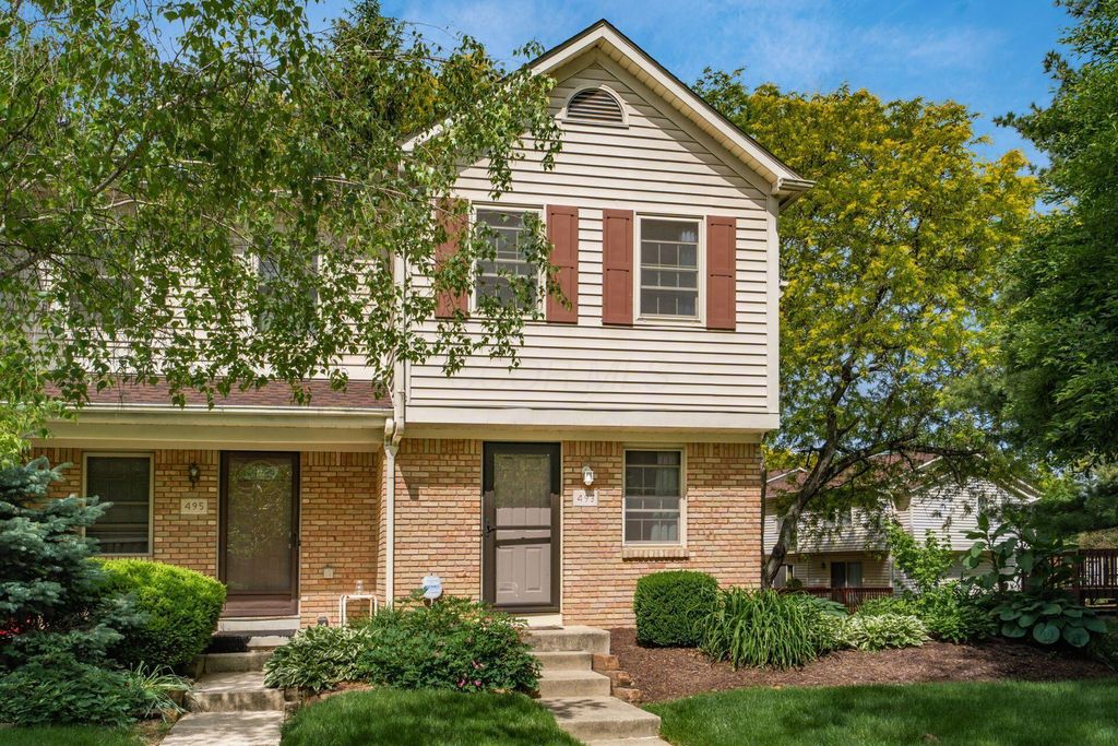 493 Foxtrail Circle E, Westerville, OH 43081