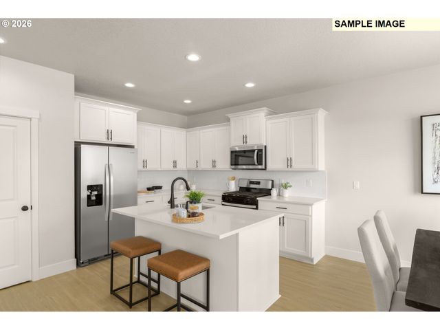 2250 Echo Fern Ln, Forest Grove, OR 97116