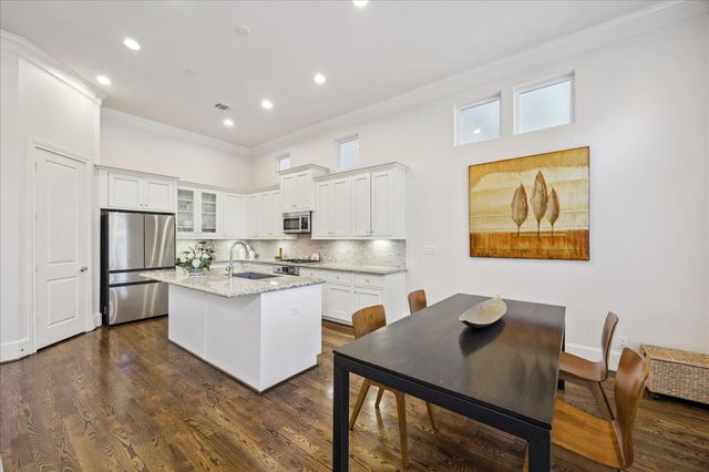 10950 Wrenwood Green, Houston, TX 77043