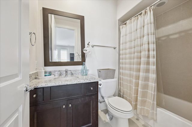 10950 Wrenwood Green, Houston, TX 77043