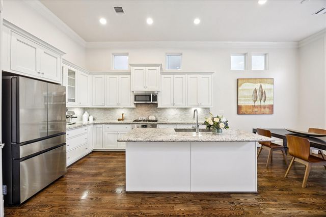 10950 Wrenwood Green, Houston, TX 77043