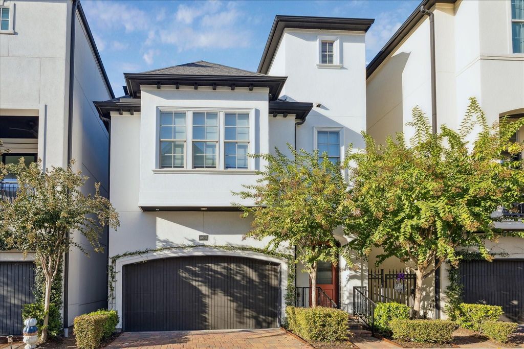 10950 Wrenwood Green, Houston, TX 77043